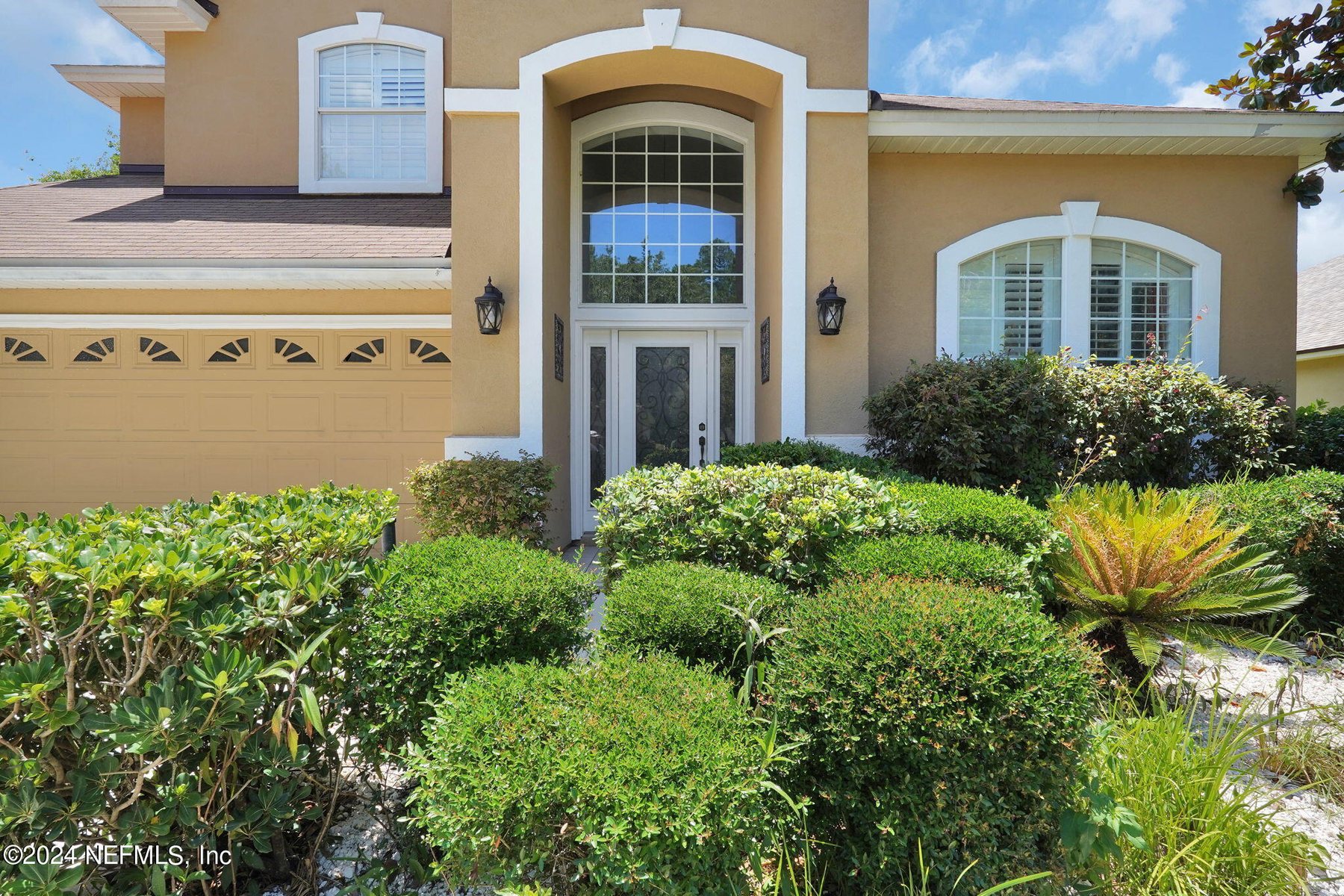 The entrance of a home she listed in Jacksonville